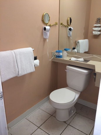 Imagen de la habitación del Hotel Seattle Pacific. Foto 4