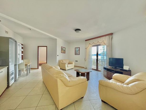 Imagen de la habitación del Hotel Seaview Apartments Rafailovici. Foto 1