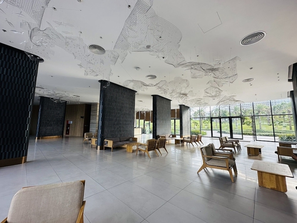 Imagen de los interiores del Hotel Seaview Cam Ranh. Foto 16