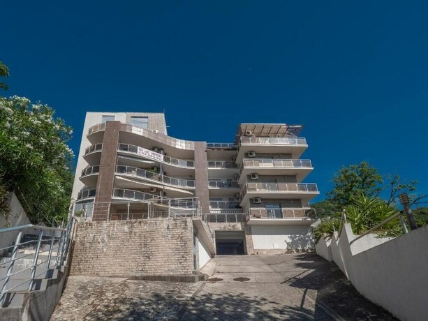 Imagen general del Hotel Seaview Couple Studio With Pool Przno. Foto 3