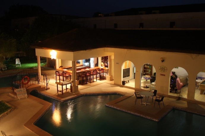 Imagen de la piscina del Hotel Seaview Gardens. Foto 5