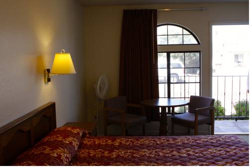 Imagen de la habitación del Hotel Seaview Inn, Grover Beach. Foto 13