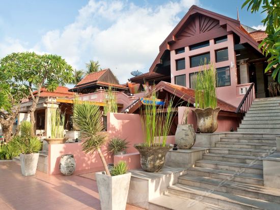 Imagen general del Hotel Seaview Patong. Foto 1