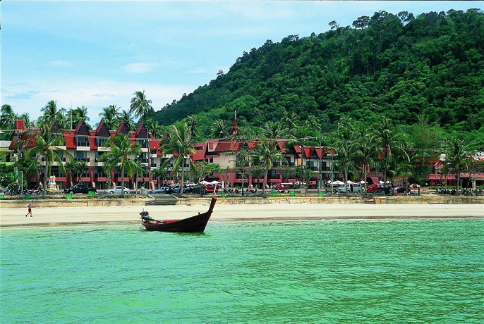 Imagen de los exteriores del Hotel Seaview Patong. Foto 16