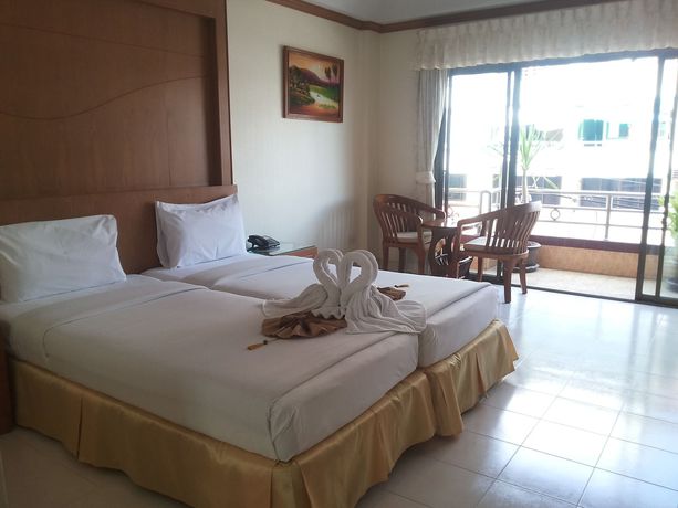 Imagen del bar/restaurante del Hotel Seaview Sriracha. Foto 2