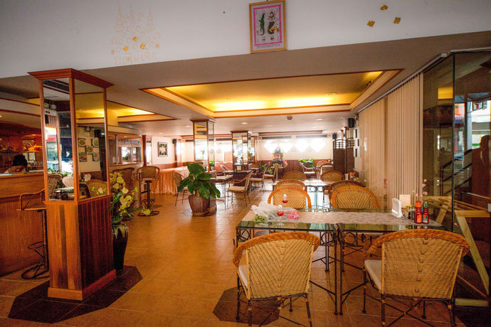 Imagen de la habitación del Hotel Seaview Sriracha. Foto 6