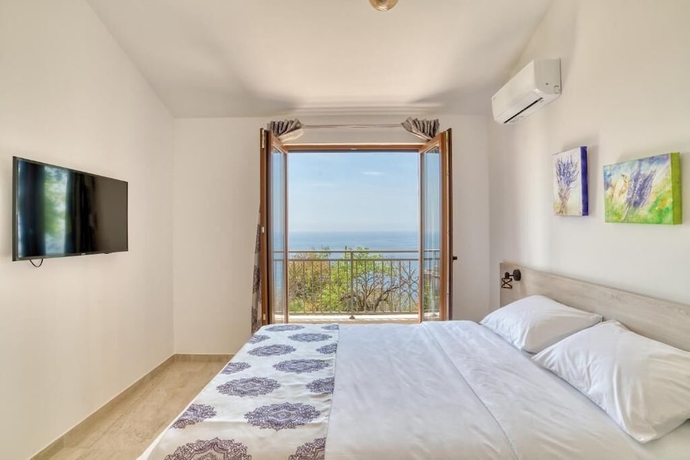 Imagen de la habitación del Hotel Seaview Villa Lavanda With Pool. Foto 6