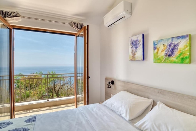 Imagen de la habitación del Hotel Seaview Villa Lavanda With Pool. Foto 13