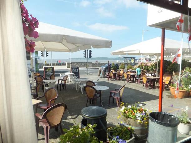 Imagen del bar/restaurante del Hotel Seaward. Foto 2