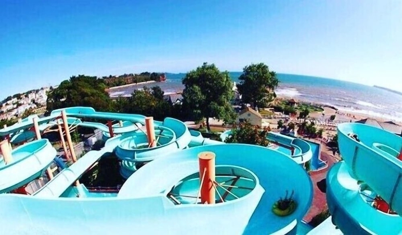 Imagen de la piscina del Hotel Seaways. Foto 16