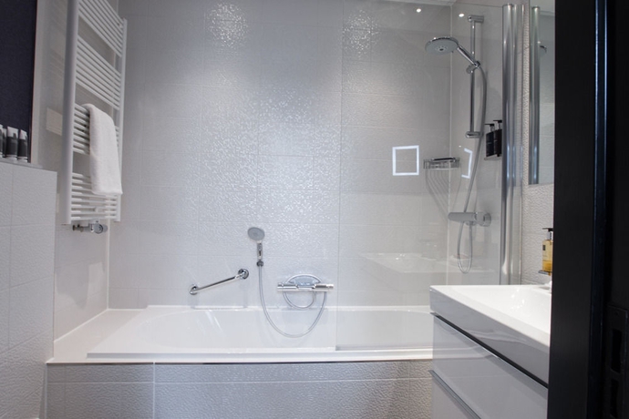 Imagen de la habitación del Hotel Sebastian's. Foto 6