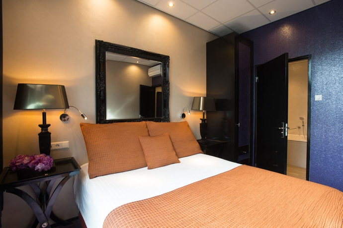 Imagen de la habitación del Hotel Sebastian's. Foto 10