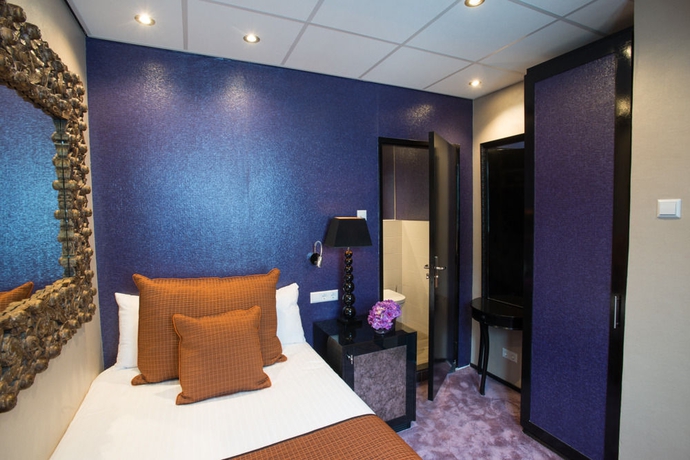 Imagen de la habitación del Hotel Sebastian's. Foto 11