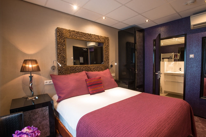 Imagen de la habitación del Hotel Sebastian's. Foto 14