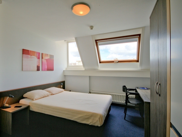 Imagen de la habitación del Hotel Sebel. Foto 10