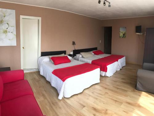 Imagen de la habitación del Hotel Sebre&ntilde;u. Foto 4