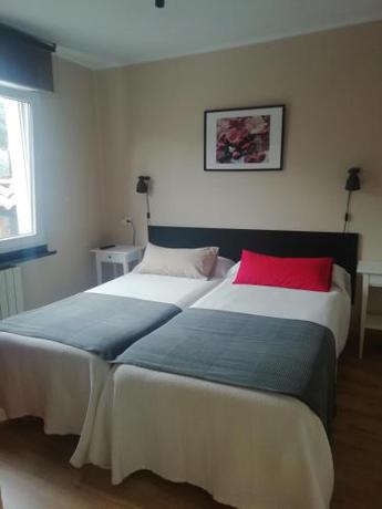 Imagen de la habitación del Hotel Sebre&ntilde;u. Foto 6