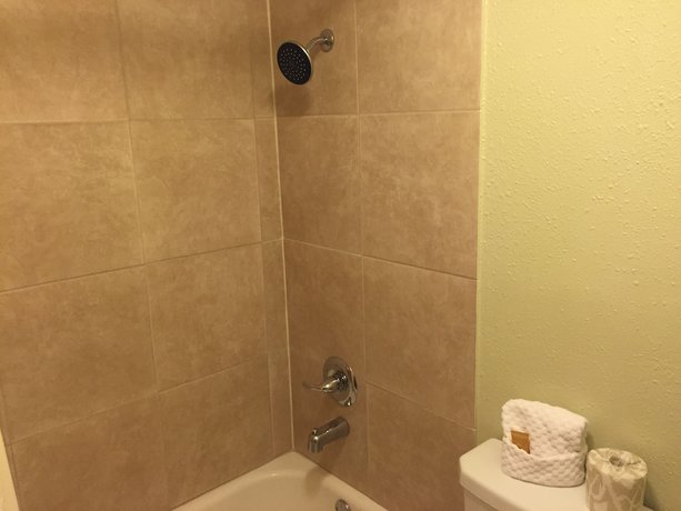Imagen de la habitación del Hotel Sebring Inn. Foto 16