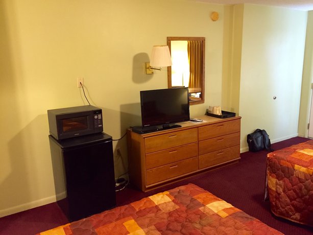Imagen de la habitación del Hotel Sebring Inn. Foto 20