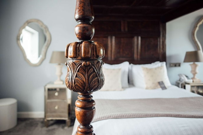 Imagen de la habitación del Hotel Seckford Hall and Spa. Foto 2