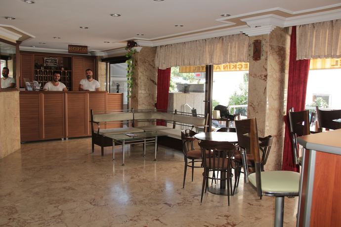 Imagen de los interiores del Hotel Seckin Ak. Foto 18