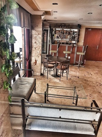 Imagen de los interiores del Hotel Seckin Ak. Foto 19