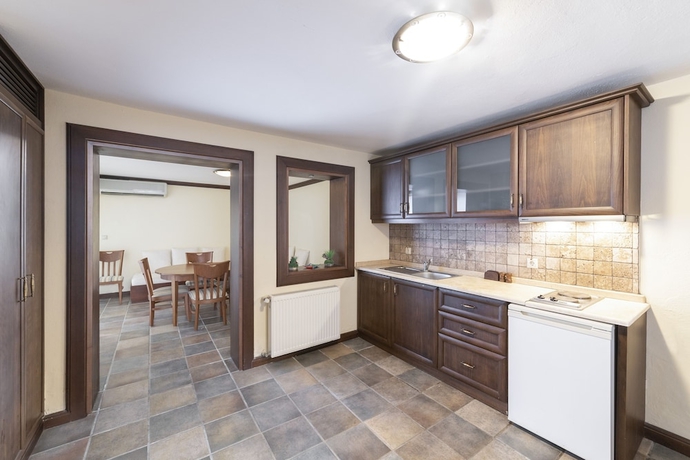 Imagen de la habitación del Hotel Seckin Konaklar. Foto 10
