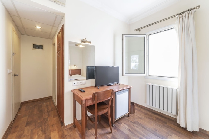Imagen de la habitación del Hotel Seckin Konaklar. Foto 14