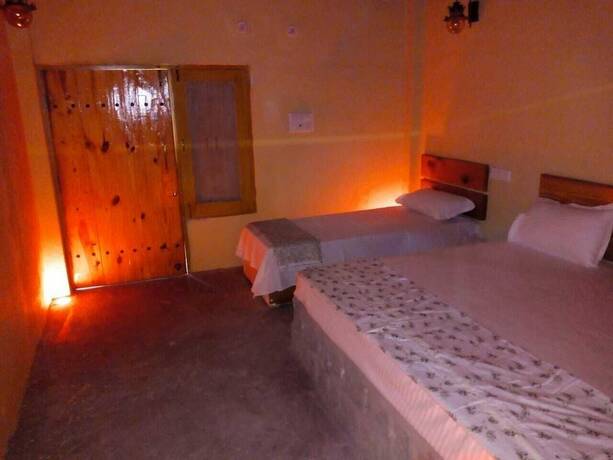 Imagen de la habitación del Hotel Second life Resorts. Foto 13