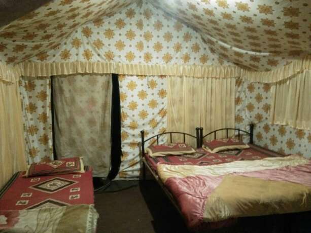 Imagen de la habitación del Hotel Second life Resorts. Foto 15