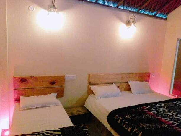 Imagen de la habitación del Hotel Second life Resorts. Foto 16