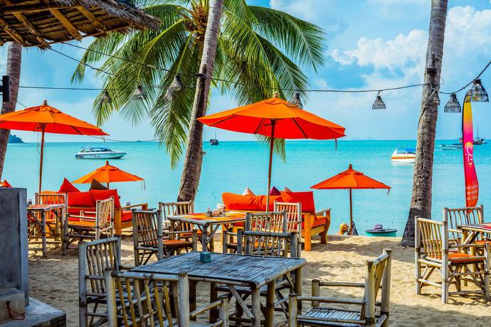 Imagen del bar/restaurante del Hotel Secret Garden Beach Resort. Foto 2