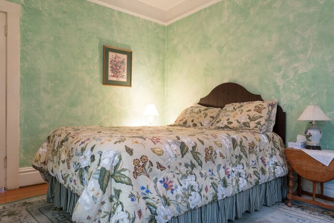 Imagen general del Hotel Secret Garden Inn and Cottages. Foto 10