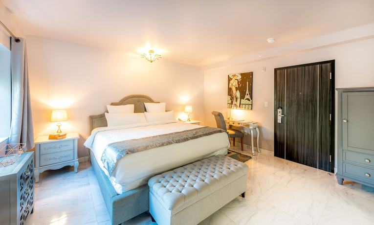 Imagen de la habitación del Hotel Secret Garden Miami Beach. Foto 7