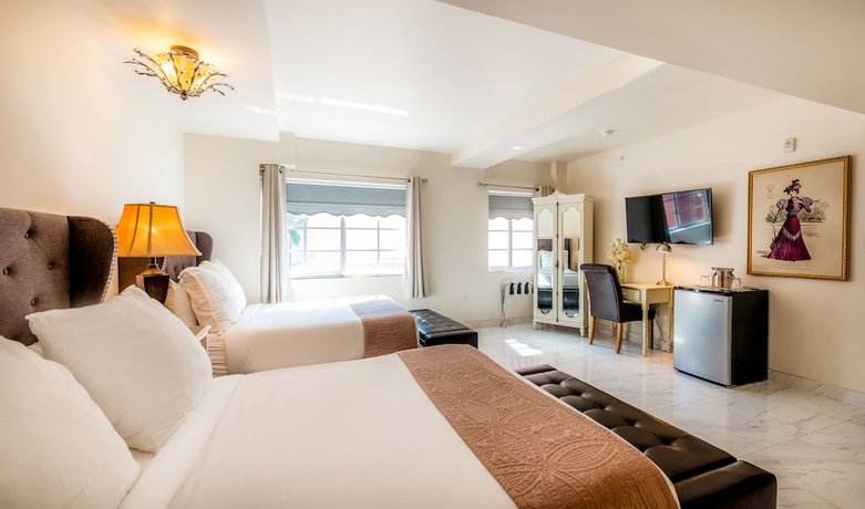 Imagen de la habitación del Hotel Secret Garden Miami Beach. Foto 15