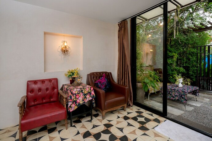 Imagen general del Hotel Secret Garden Pool Villa. Foto 6