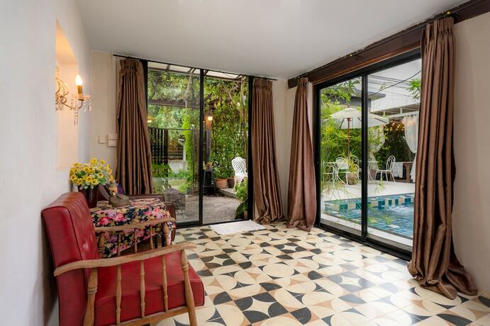 Imagen general del Hotel Secret Garden Pool Villa. Foto 9