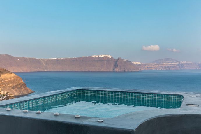 Imagen de la piscina del Hotel Secret Legend Suites. Foto 20