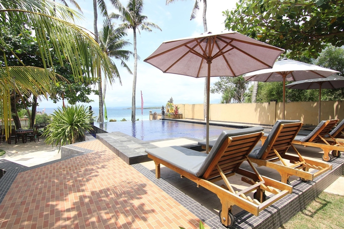 Imagen de la piscina del Hotel Secret Point Huts. Foto 9