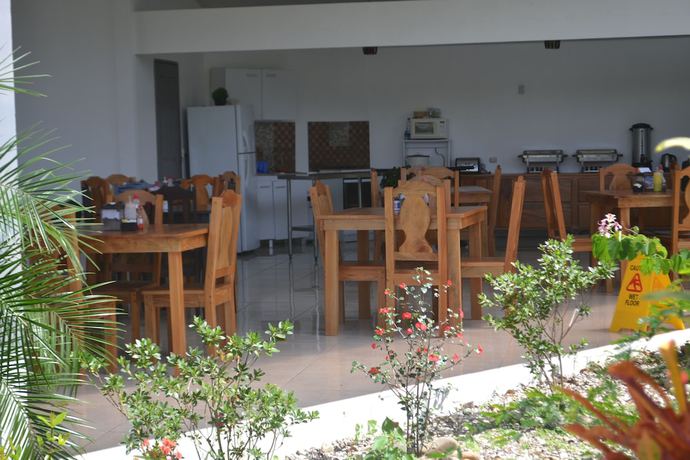 Imagen del bar/restaurante del Hotel Secreto La Fortuna. Foto 5