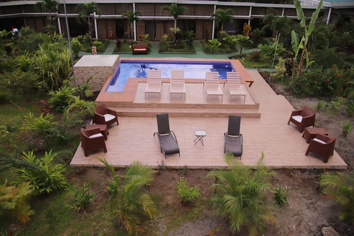 Imagen de la piscina del Hotel Secreto La Fortuna. Foto 20