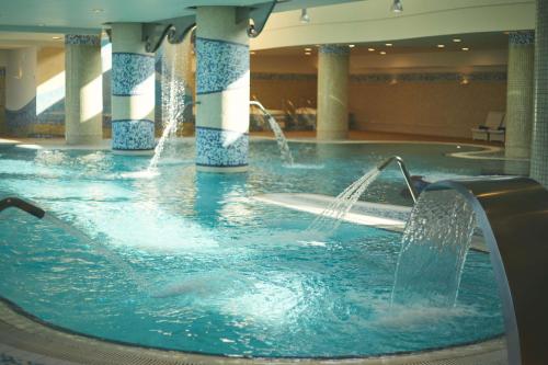 Imagen general del Hotel Secrets Bah&iacute;a Real Resort & Spa Adults only. Foto 9