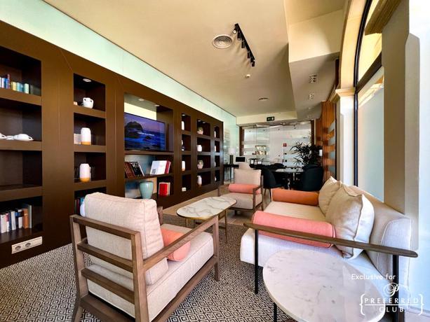 Imagen general del Hotel Secrets Bahía Real Resort & Spa Adults only. Foto 28