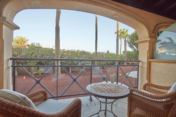 Imagen general del Hotel Secrets Bahía Real Resort & Spa Adults only. Foto 36