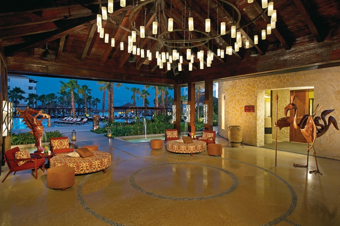 Imagen de los interiores del Hotel Secrets Playa Mujeres Golf and Spa Resort - Adults Only - All Inclusive. Foto 13