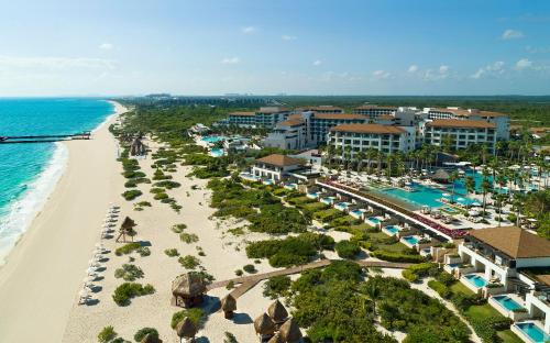 Imagen general del Hotel Secrets Playa Mujeres Golf and Spa Resort - Adults Only - All Inclusive. Foto 6