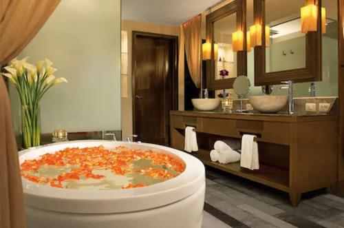 Imagen de la habitación del Hotel Secrets Vallarta Bay Puerto Vallarta - Adults Only - All Inclusive. Foto 8