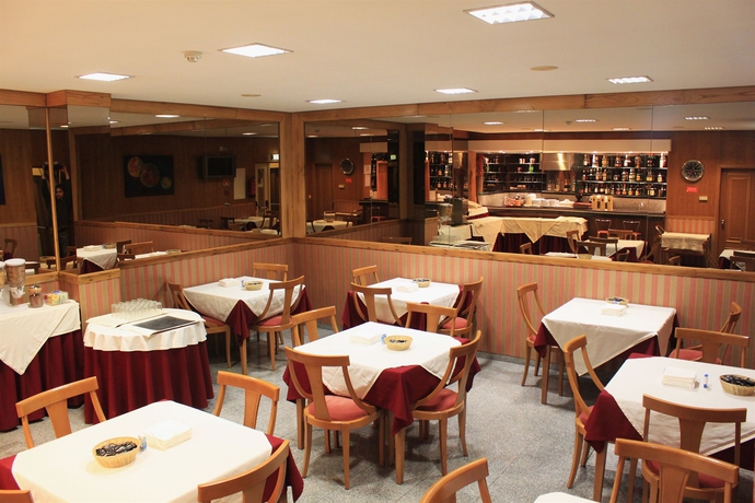 Imagen del bar/restaurante del Hotel Seculo. Foto 3