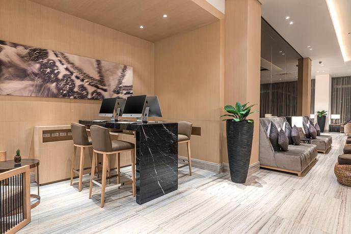 Imagen general del Hotel Seda Central Bloc Cebu. Foto 4