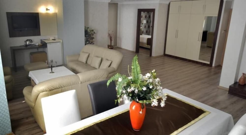 Imagen de la habitación del Hotel Sedef Otel. Foto 16